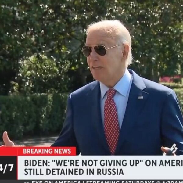 Biden Snaps at Reporters As He Shuffles Away For Another Weekend Vacation…