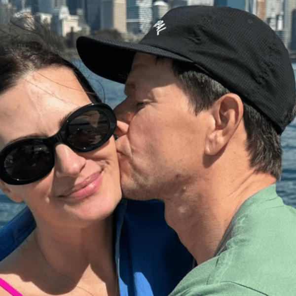 Mark Wahlberg reveals the romantic gesture his spouse referred to as the…