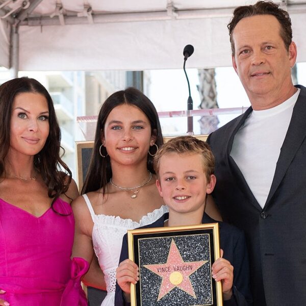 Vince Vaughn makes uncommon look with youngsters at Hollywood Walk of Fame:…