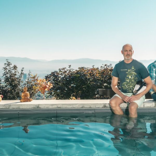 This luxurious psilocybin retreat ‘creates higher leaders,’ founders say