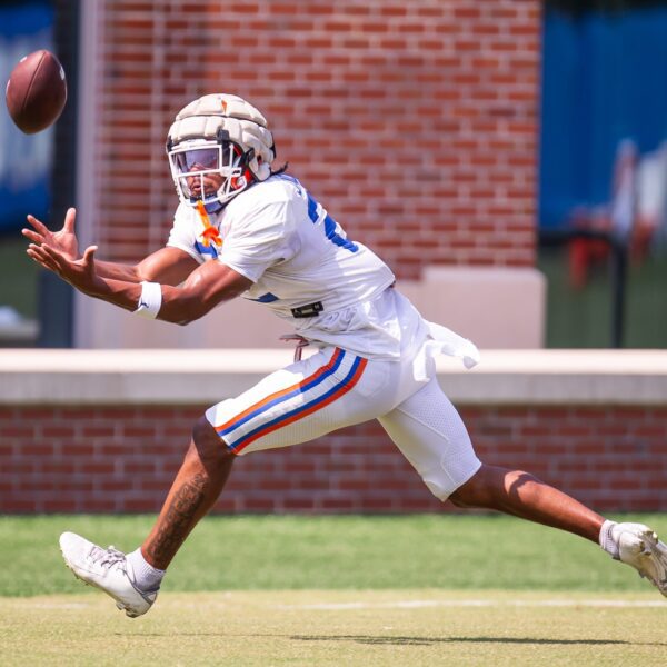 Florida WR Kahleil Jackson has knee surgical procedure, executed for yr