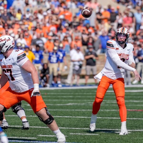 Alan Bowman tosses 5 TDs as No. 13 Oklahoma State trounces Tulsa