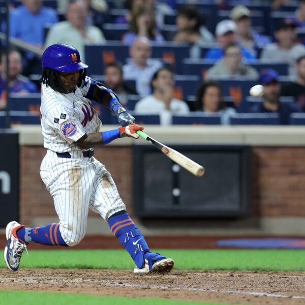 Mets look to playoffs and past in opposition to Phillies