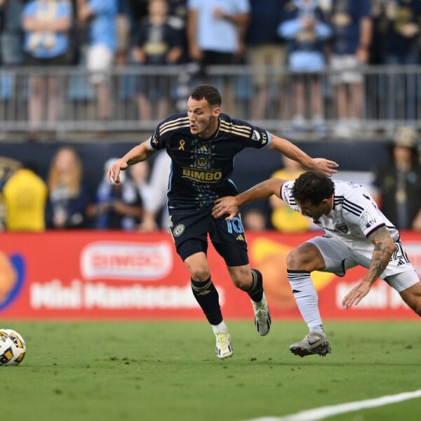 Union return to playoff place by trouncing D.C. United 4-0