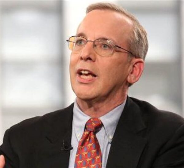 Former New York Fed President Dudley sees a powerful case for 50bp…