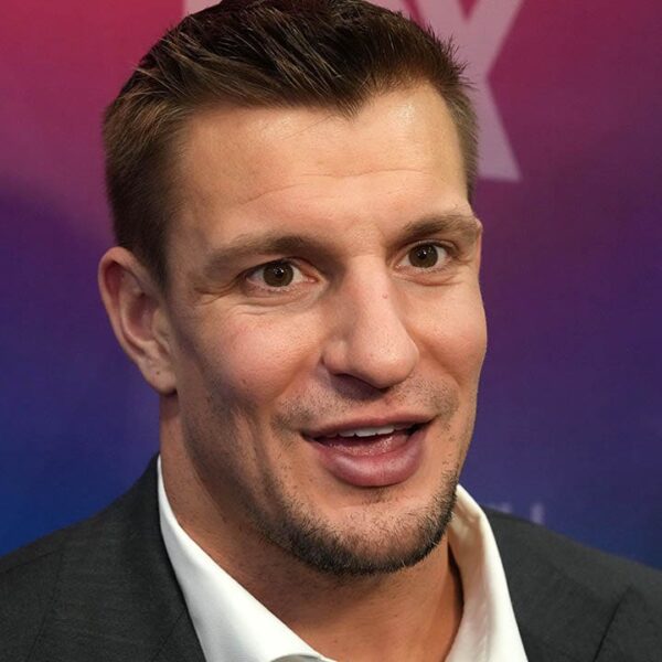 Rob Gronkowski left confused as ‘FOX NFL Sunday’ crew pulls off hilarious…