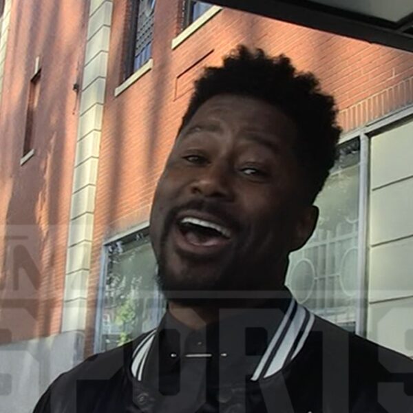 Nate Burleson Supports Taylor Swift Making Plays For Chiefs, ‘As She Should!’