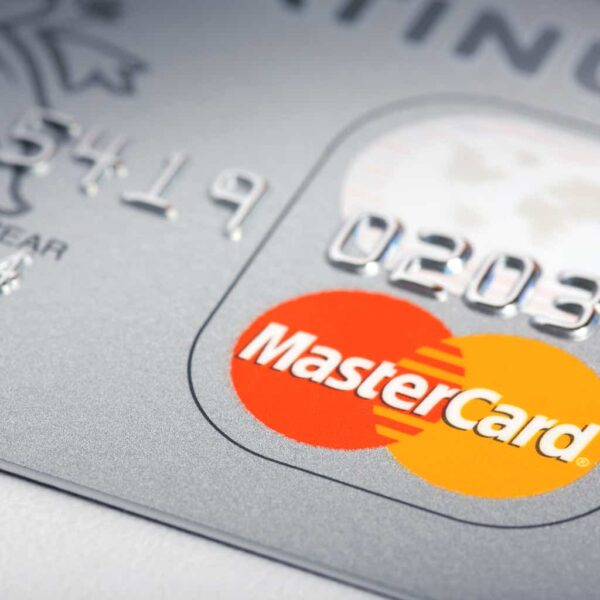 Mastercard’s Long Runway For Growth Makes It A Buy (NYSE:MA)