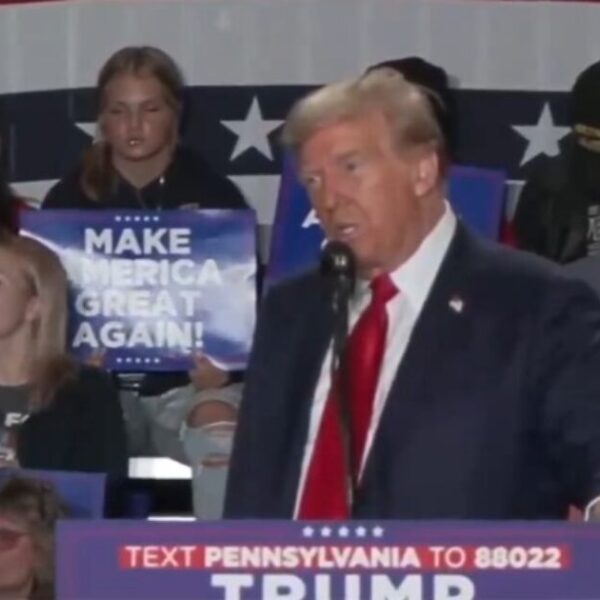 President Trump Rips Kamala Harris at Erie, PA Rally on the Border…