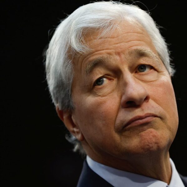 JPM’s Dimon says geopolitical dangers ‘treacherous and getting worse’