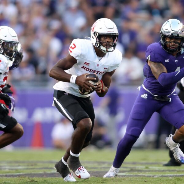 Houston offense awakens in 30-19 win over TCU