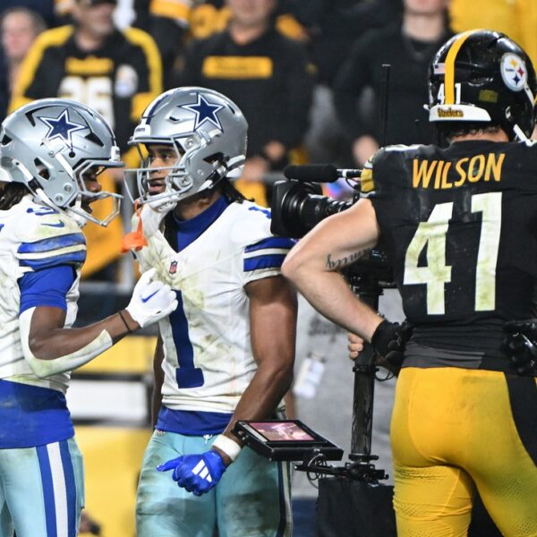 Dak Prescott’s late TD helps Cowboys rally previous Steelers