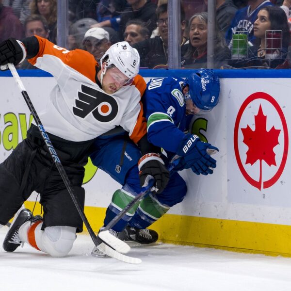 Flyers seize opener in shootout towards Canucks