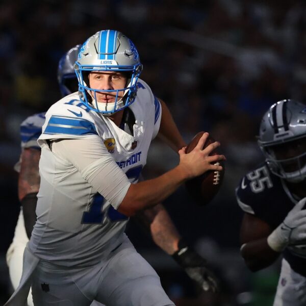 NFL roundup: Jared Goff, Lions torch Cowboys