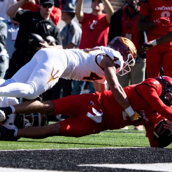 First-half scoring burst carries Cincinnati previous Arizona State 24-14