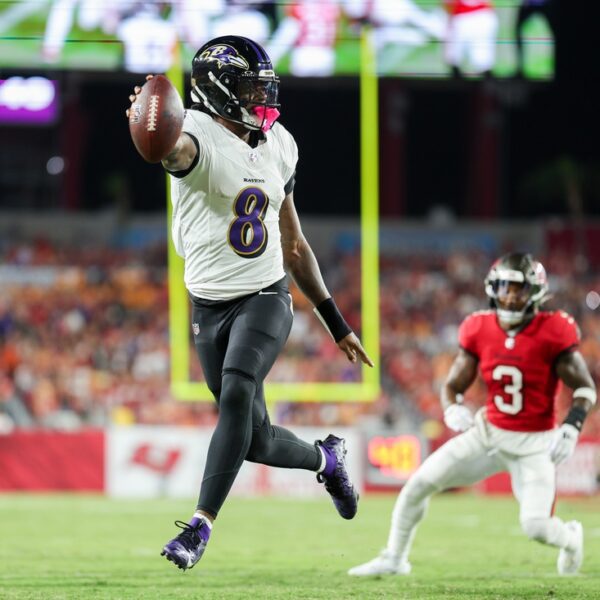 Lamar Jackson’s 5-TD effort propels Ravens previous Bucs