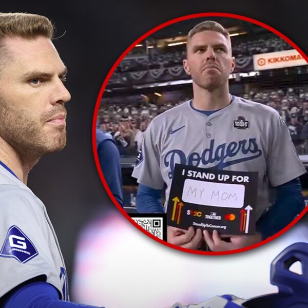 Freddie Freeman Heckled By Fan During Cancer Tribute At World Series