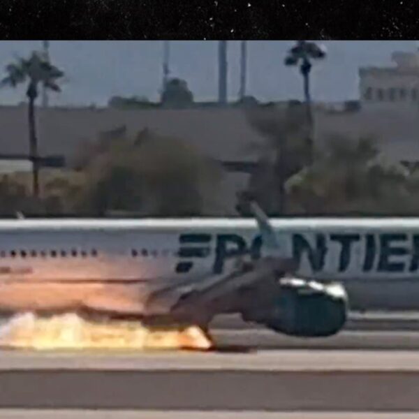 Video Shows Frontier Airlines Plane Catches Fire in Las Vegas