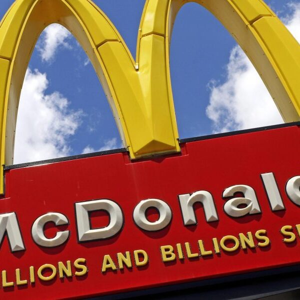 McDonald’s pulls Quarter Pounders in 10 states as E. coli outbreak kills…