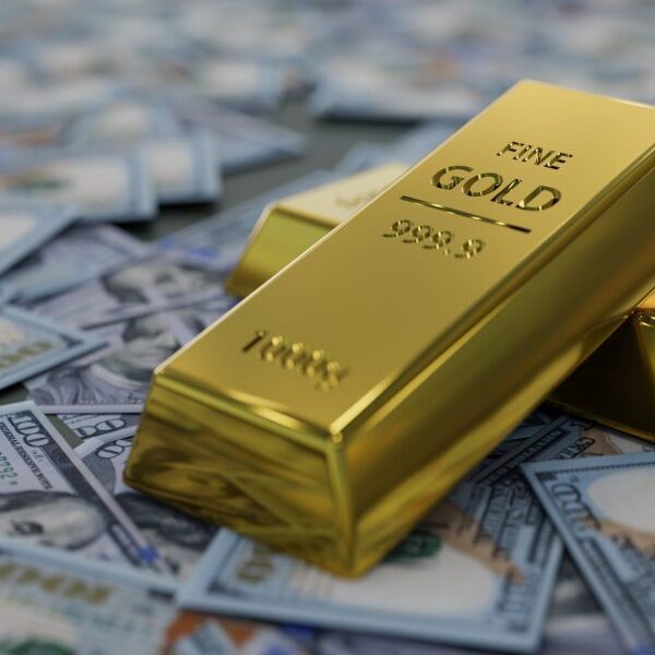 Is gold safer than U.S. Treasury bonds as debt retains hovering?