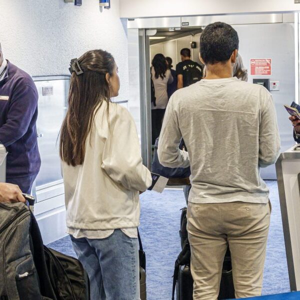 American Airlines is testing a brand new system to humiliate ‘gate lice,’…