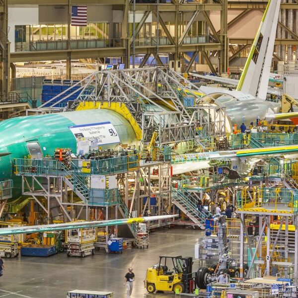 Boeing strike: union reaches new deal on wage hike, 401k