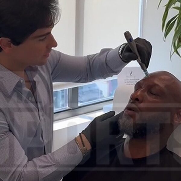 Lamar Odom Undergoes Salmon Sperm Facial To Help Rejuvenate Skin