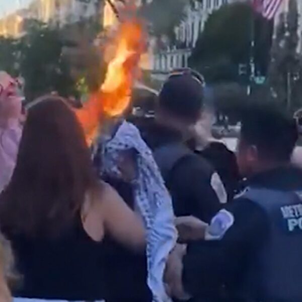 Protester Sets Himself on Fire Outside White House