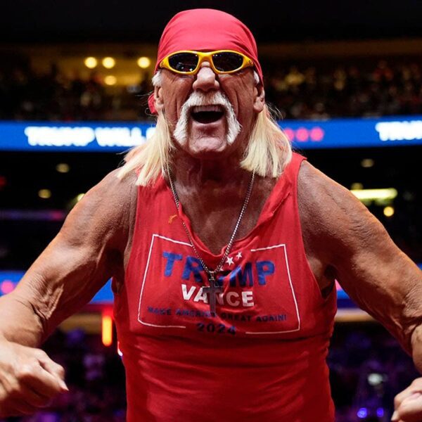 Hulk Hogan riles up ‘Trumpamaniacs’ at MSG rally, pins Harris on essential…