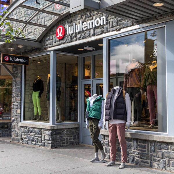 Lululemon Has Started A Recovery (Technical Analysis)