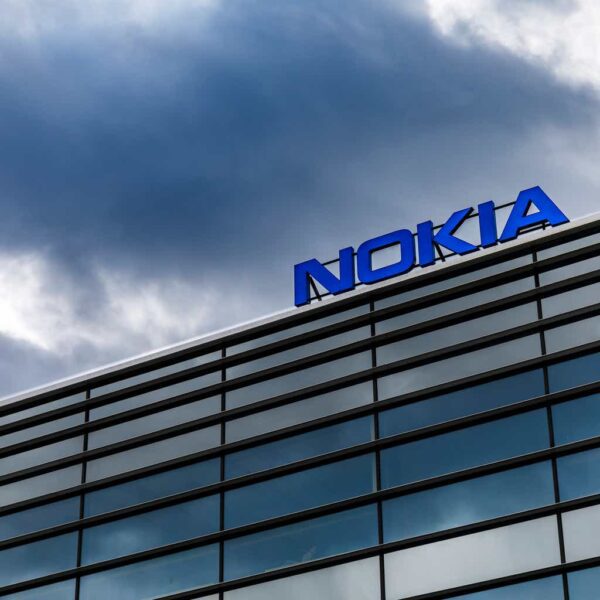 Nokia Earnings Preview: Too Early To Bet On A Recovery