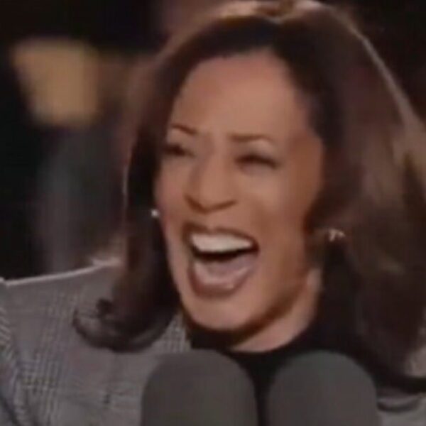 AWKWARD: Kamala Harris Tells Audience to Chant Their Own Names, Crowd Goes…