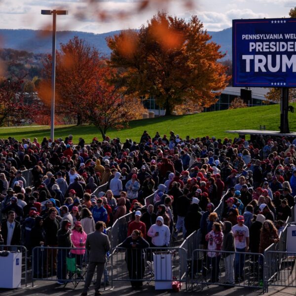 Trump vows in Pennsylvania rally to slash gasoline costs, elevate LNG pause,…