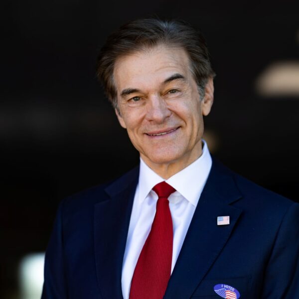 Trump picks Dr. Oz to guide huge Medicare, Medicaid company CMS