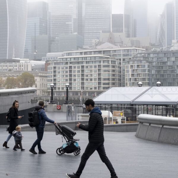 UK economic system ekes out 0.1% development, under expectations