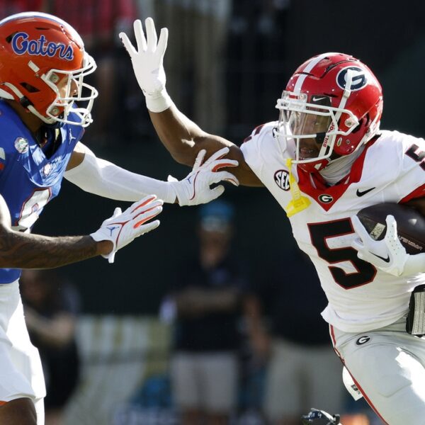 Ex-Georgia WR Rara Thomas indicted in home violence case