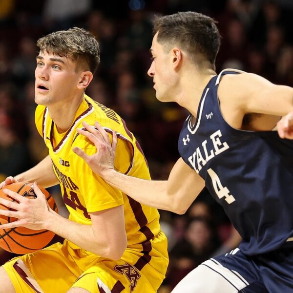 Dawson Garcia helps Minnesota maintain off Yale