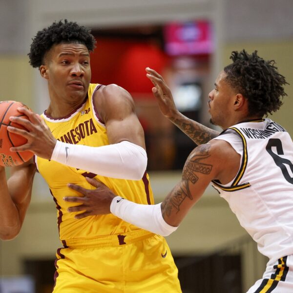 Wichita State tracks down Minnesota, wins in additional time