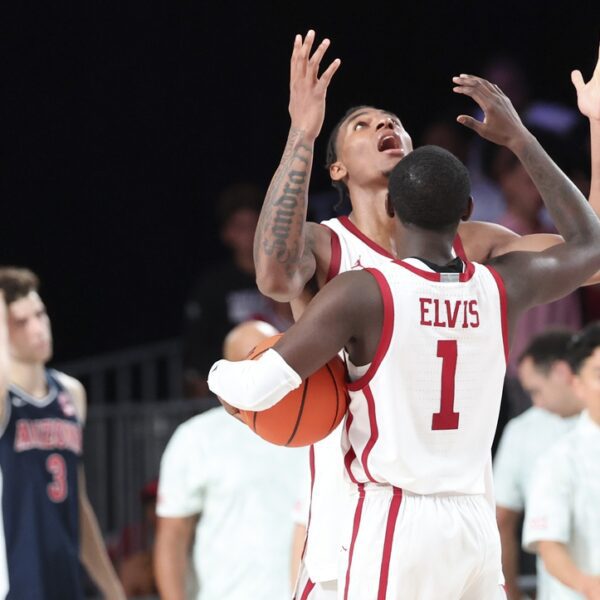 Top 25 roundup: Oklahoma edges No. 24 Arizona in Atlantis semis