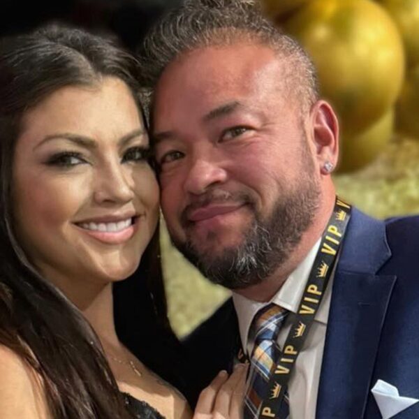 Jon Gosselin Engaged to Longtime Girlfriend Stephanie Lebo