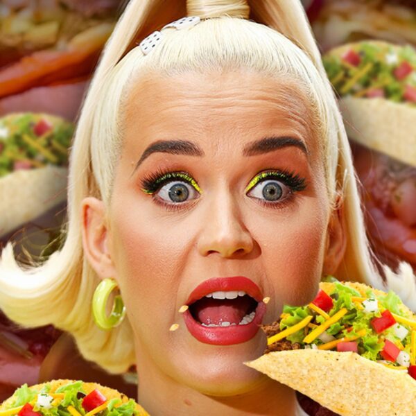 Katy Perry Gulps Down Tacos at Restaurant in Mexico