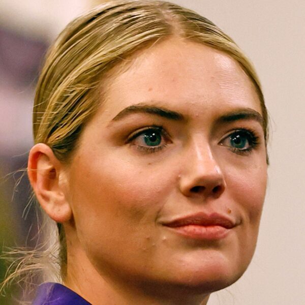 Kate Upton Worries Fans With Cryptic Message About Troubling Scenario