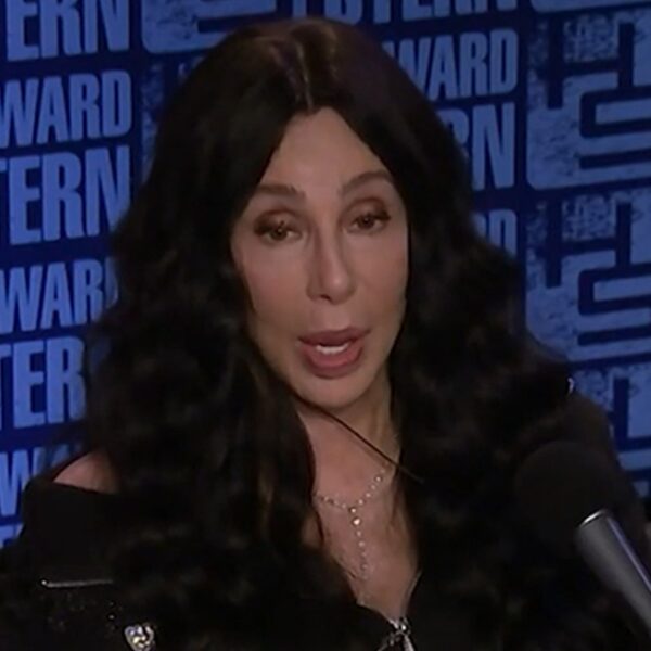 Cher Reveals Val Kilmer Is One of the Only Men Who Ever…