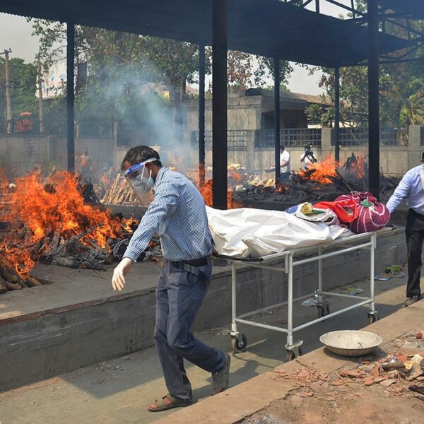 Man in India regains consciousness earlier than his cremation on funeral pyre:…