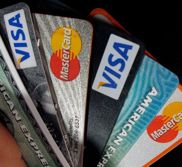 New York Fed: Credit card balances 8.1% increased than a yr in…