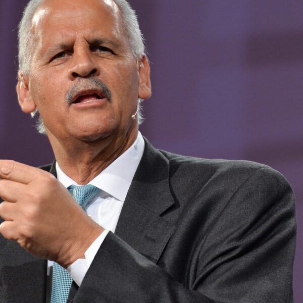 Stedman Graham talks identification management and the best way to discover your…