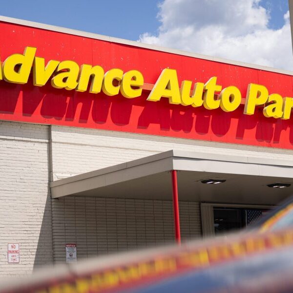 Advance Auto Parts is closing 500 shops and shedding 200 unbiased places…