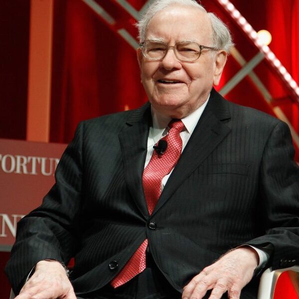 The inventory market is sizzling. So why is Warren Buffett sitting on…