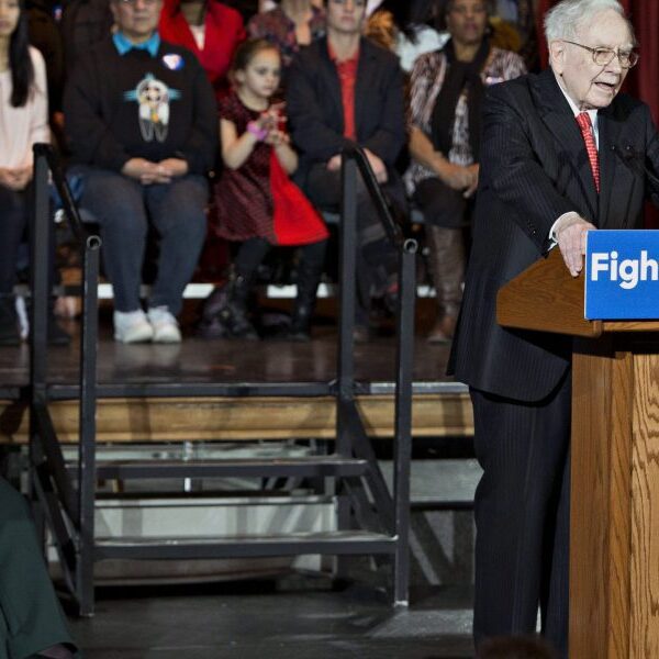 Why did Warren Buffett sit out the election?