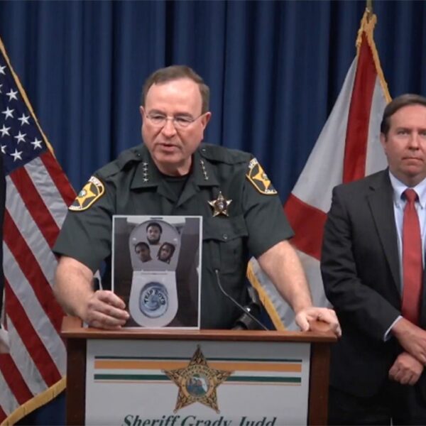 Florida sheriff breaks up alleged large gang verify fraud conspiracy